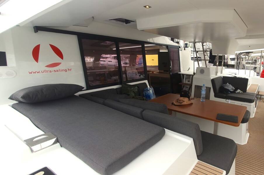Fountaine Pajot Elba 45