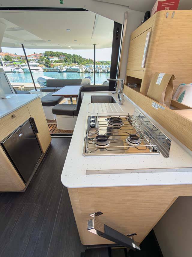 Fountaine Pajot FP 41 Quatuor 3
