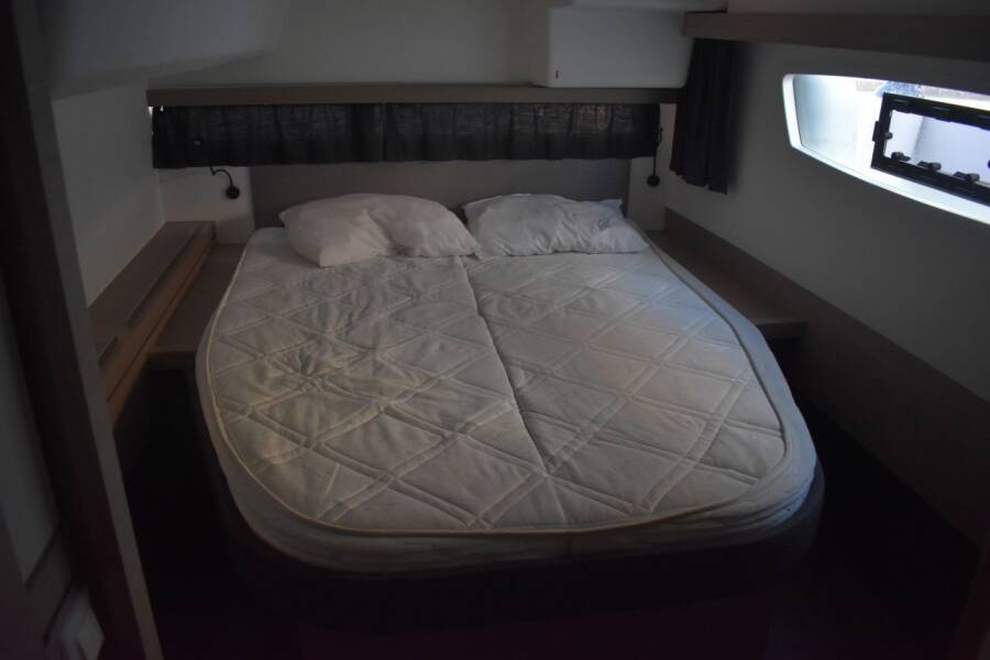 Fountaine Pajot Isla 40