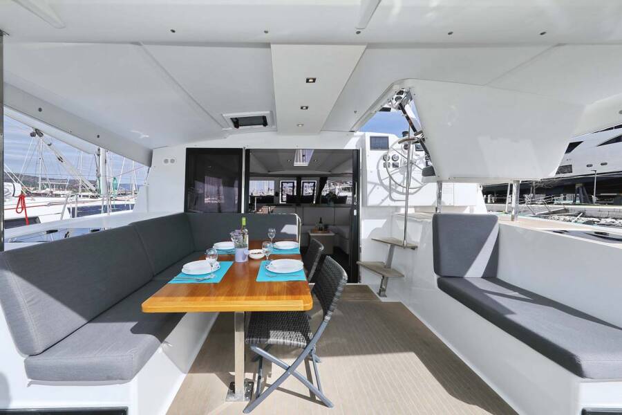 Fountaine Pajot Isla 40