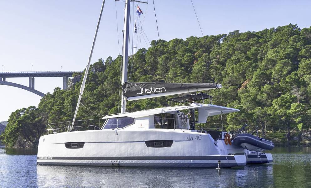 Fountaine Pajot Isla 40