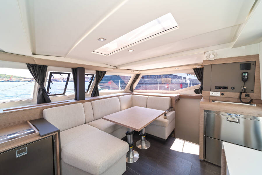 Fountaine Pajot Isla 40
