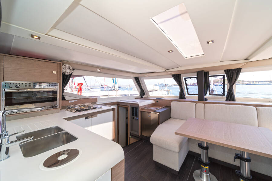 Fountaine Pajot Isla 40
