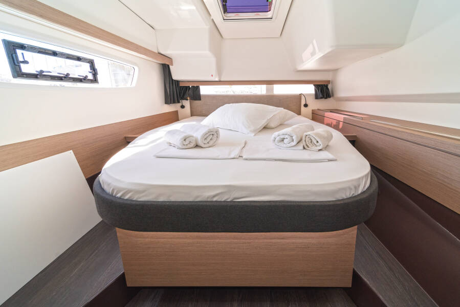 Fountaine Pajot Isla 40