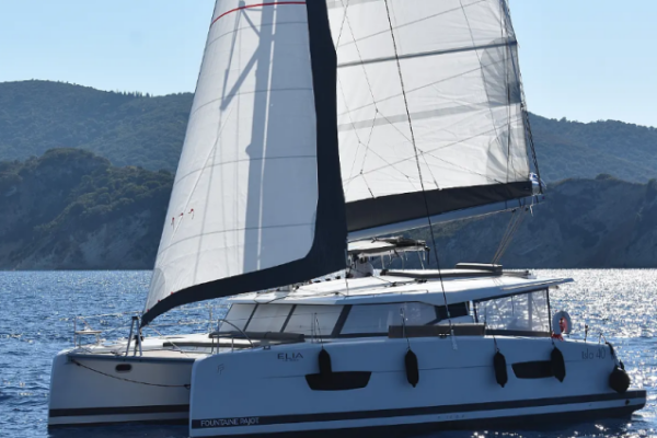 Fountaine Pajot Isla 40
