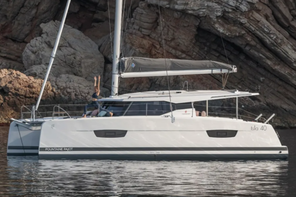 Fountaine Pajot Isla 40