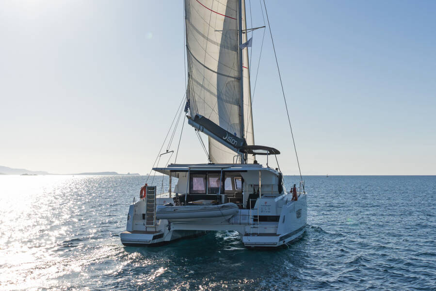 Fountaine Pajot Lucia 40