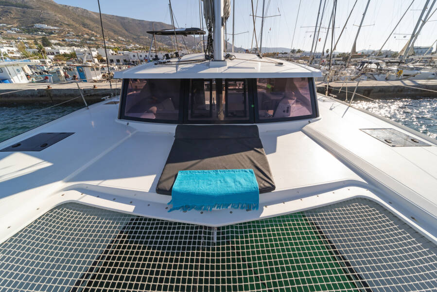 Fountaine Pajot Lucia 40
