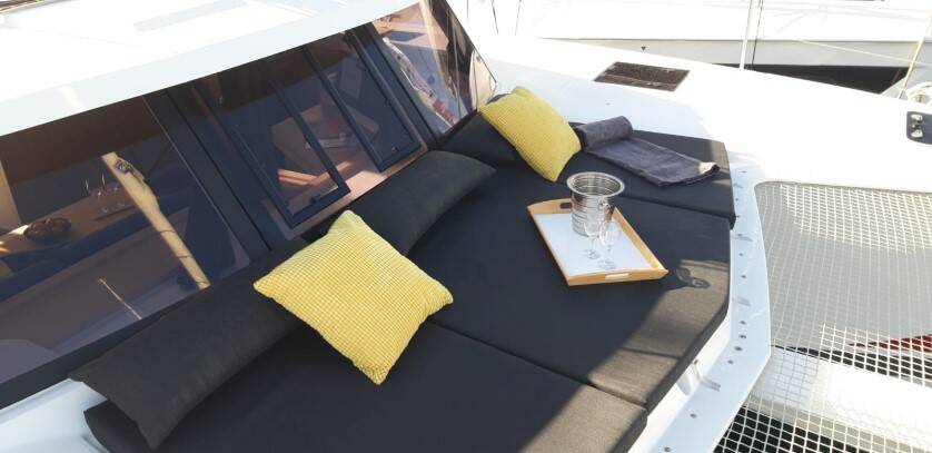 Fountaine Pajot Lucia 40