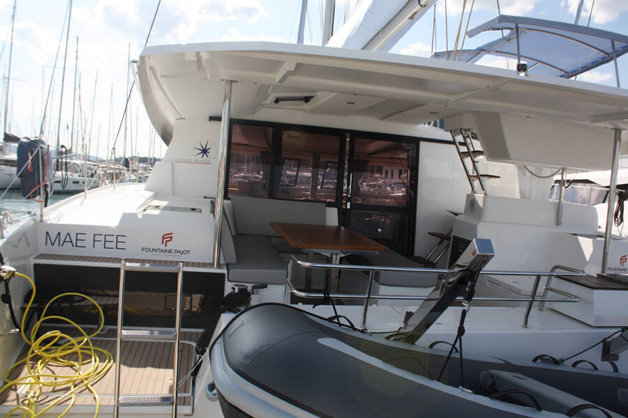 Fountaine Pajot Lucia 40