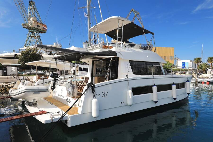 Fountaine Pajot MY 37