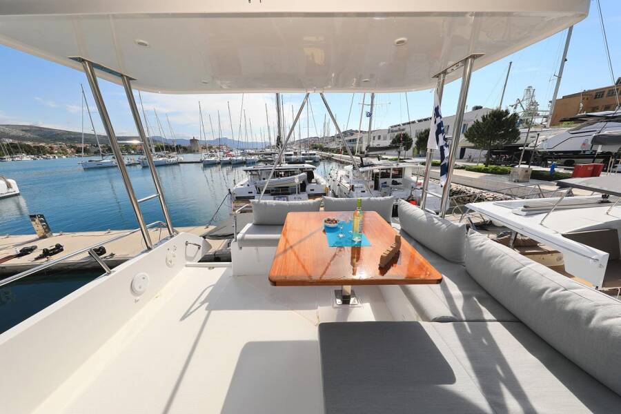 Fountaine Pajot MY 37