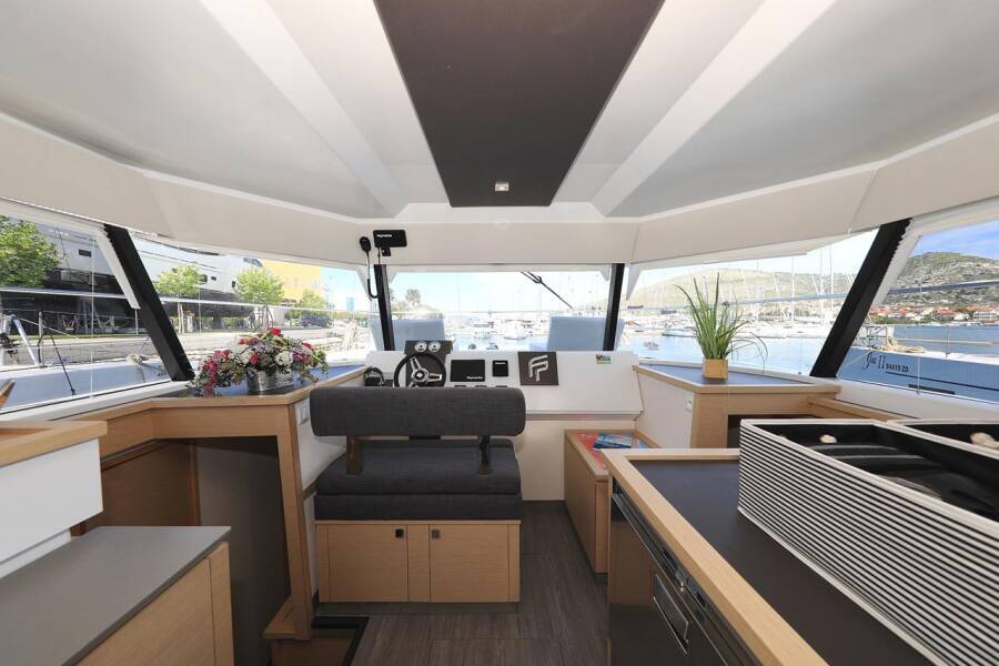 Fountaine Pajot MY 37