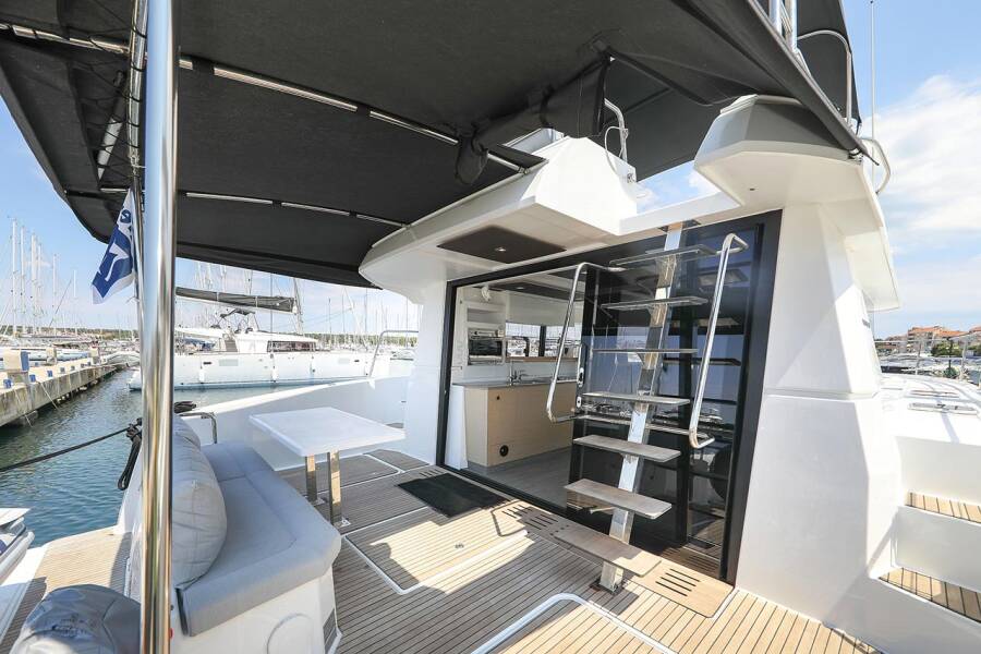 Fountaine Pajot MY 37