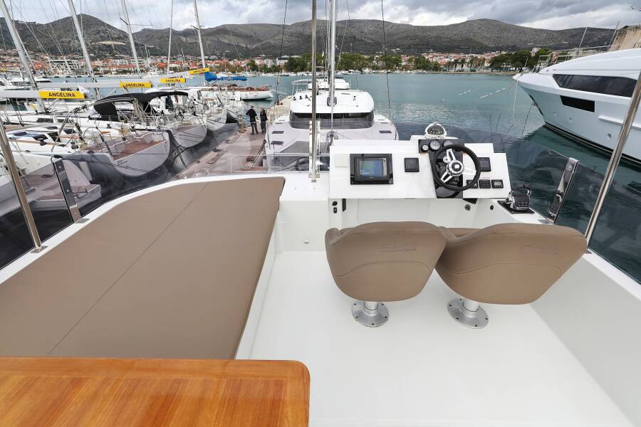 Fountaine Pajot MY 37