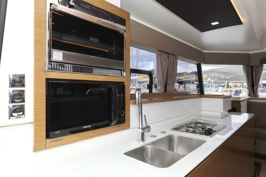 Fountaine Pajot MY 37