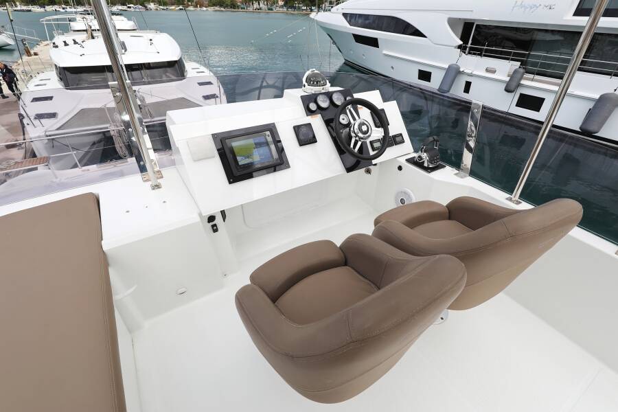 Fountaine Pajot MY 37