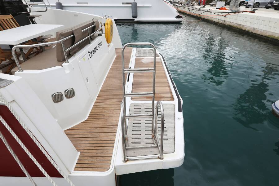 Fountaine Pajot MY 37