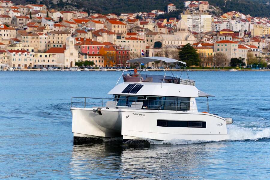 Fountaine Pajot MY 37