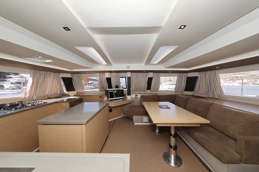 Fountaine Pajot Saba 50