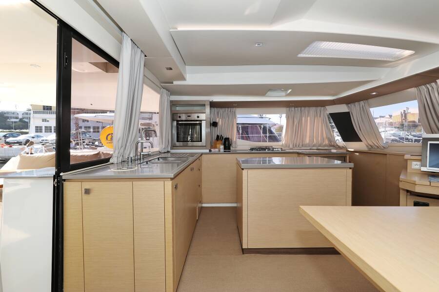 Fountaine Pajot Saba 50