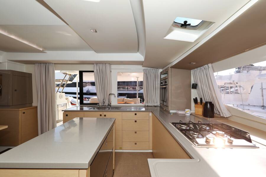 Fountaine Pajot Saba 50