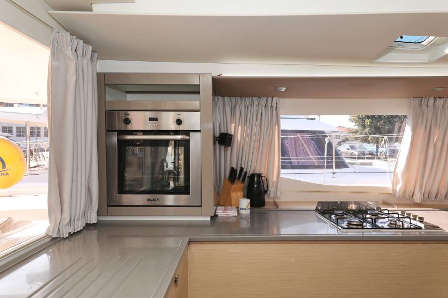 Fountaine Pajot Saba 50