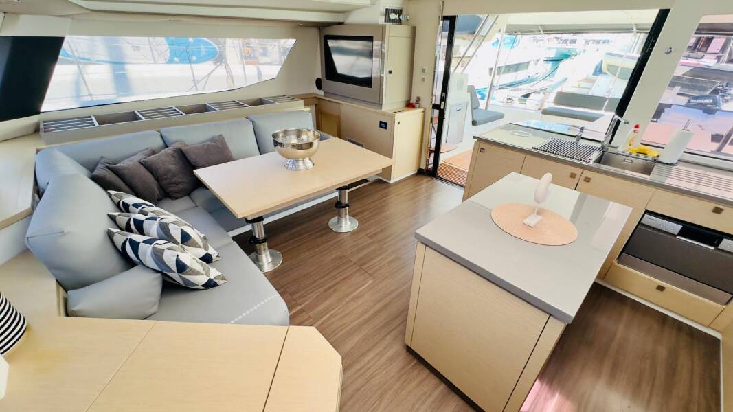 Fountaine Pajot Saba 50