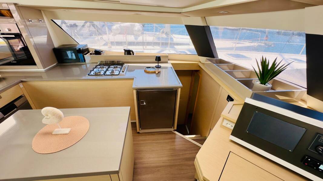 Fountaine Pajot Saba 50