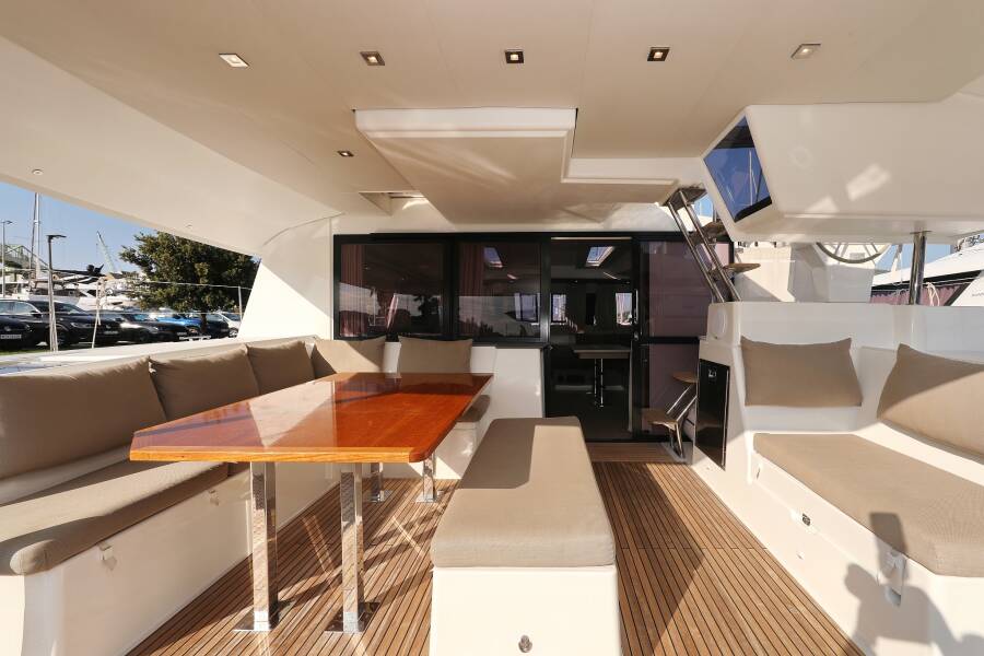 Fountaine Pajot Saba 50