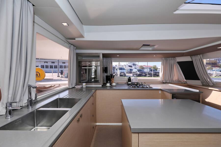 Fountaine Pajot Saba 50