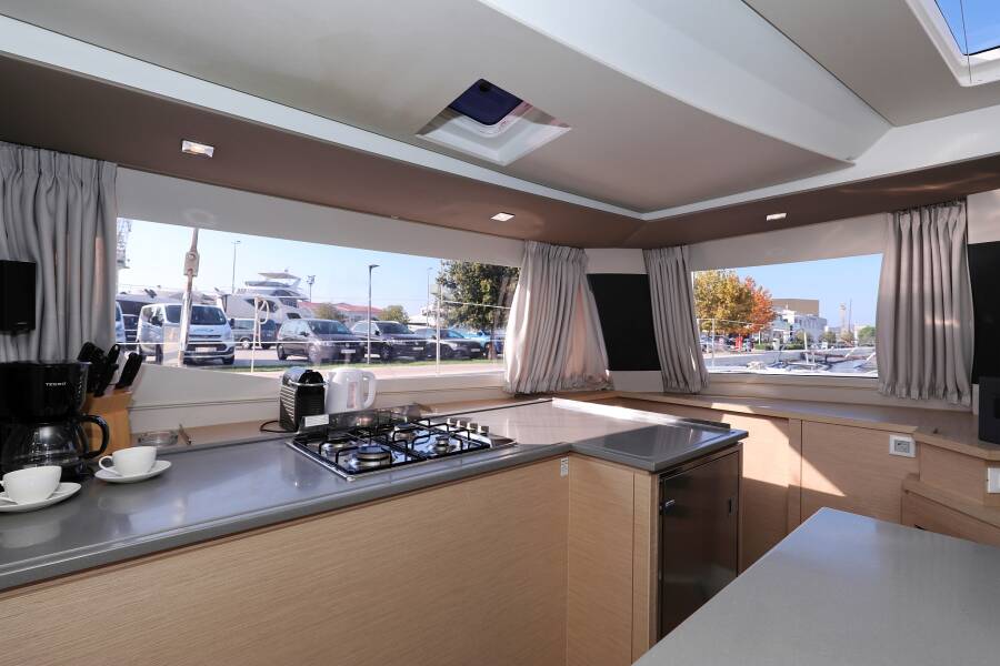 Fountaine Pajot Saba 50
