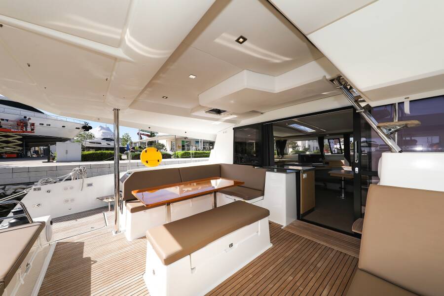 Fountaine Pajot Saona 47 Quintet