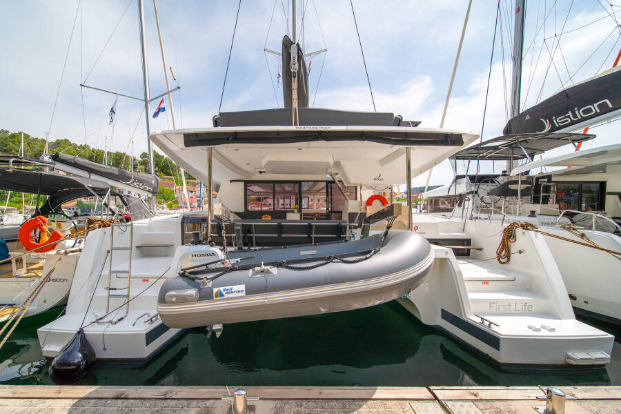 Fountaine Pajot Tanna 47