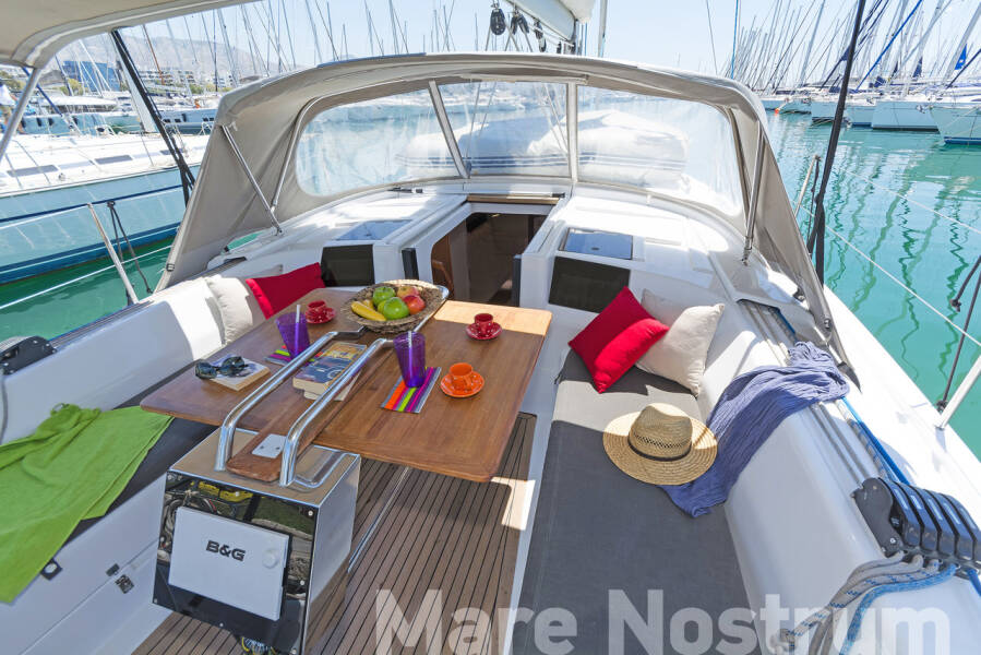 Hanse 385