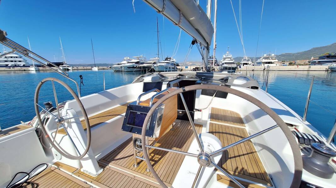 Hanse 388