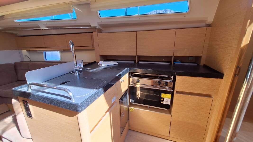 Hanse 388