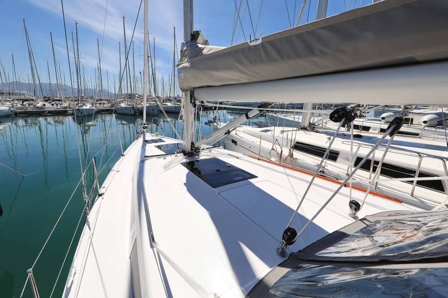 Hanse 388