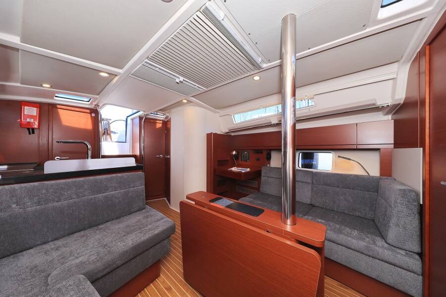 Hanse 388
