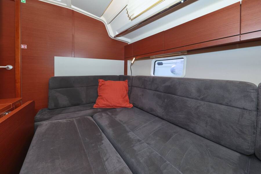 Hanse 388