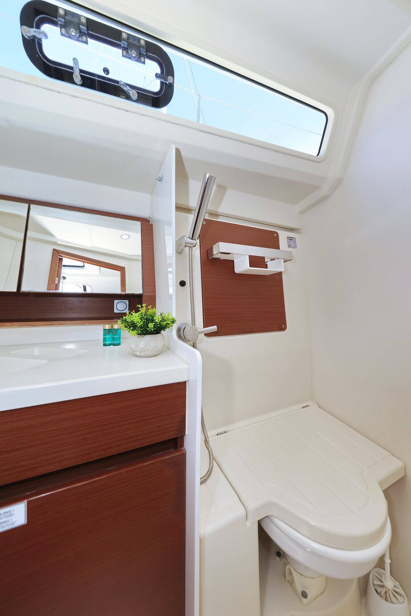 Hanse 388