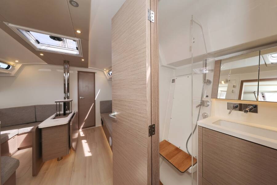 Hanse 410