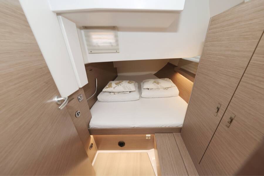 Hanse 410