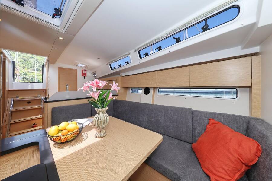 Hanse 410