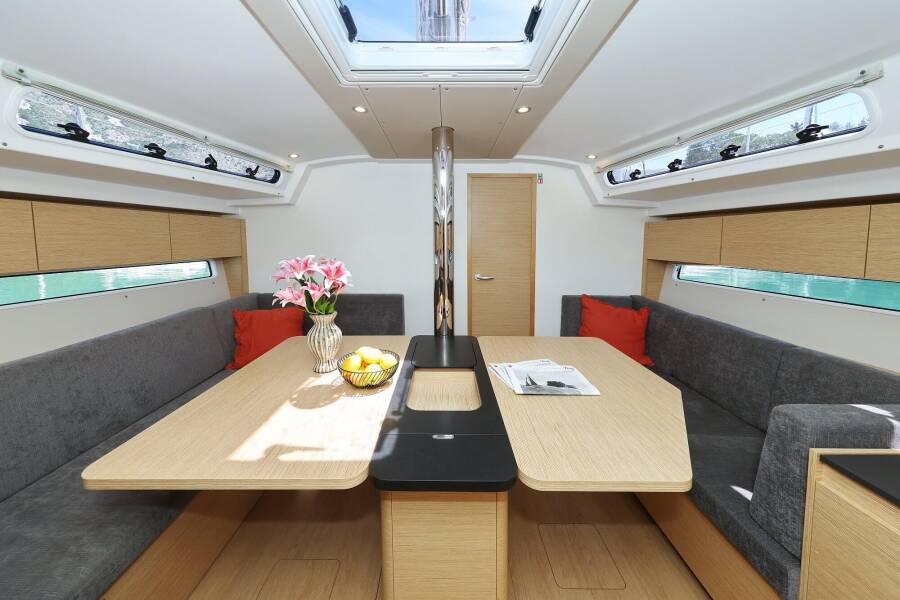 Hanse 410