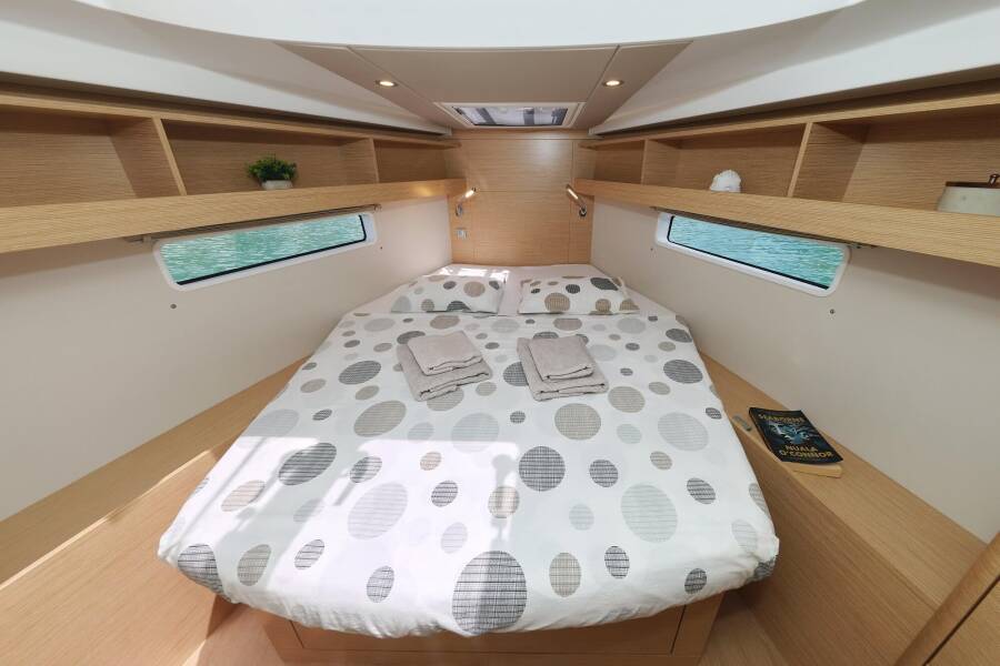 Hanse 410