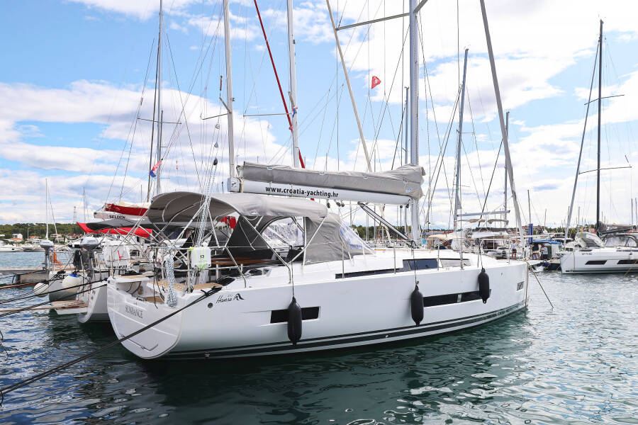 Hanse 410