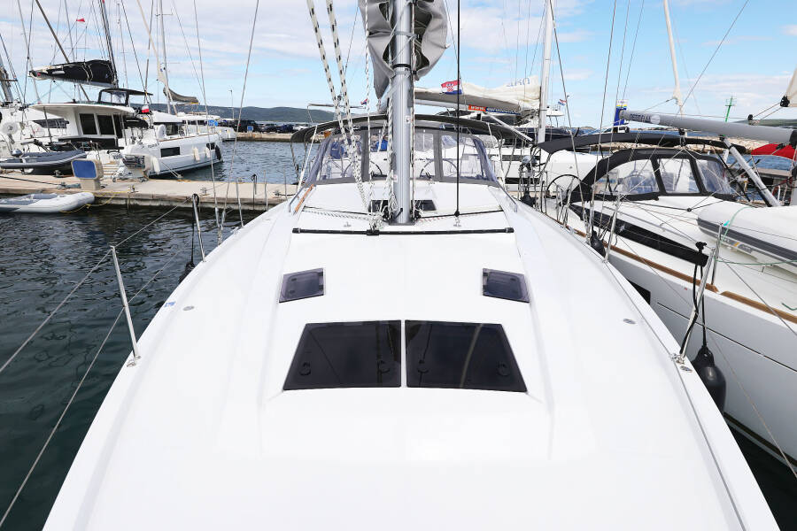 Hanse 410
