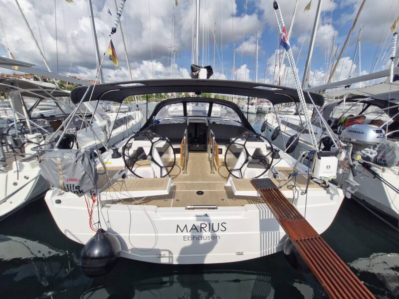 Hanse 410