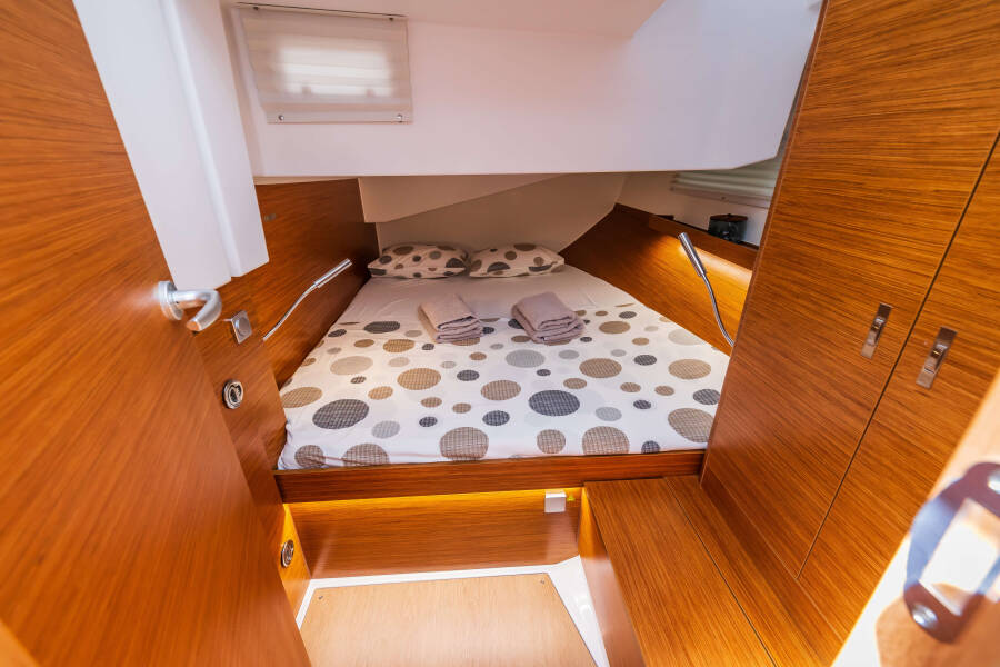 Hanse 410